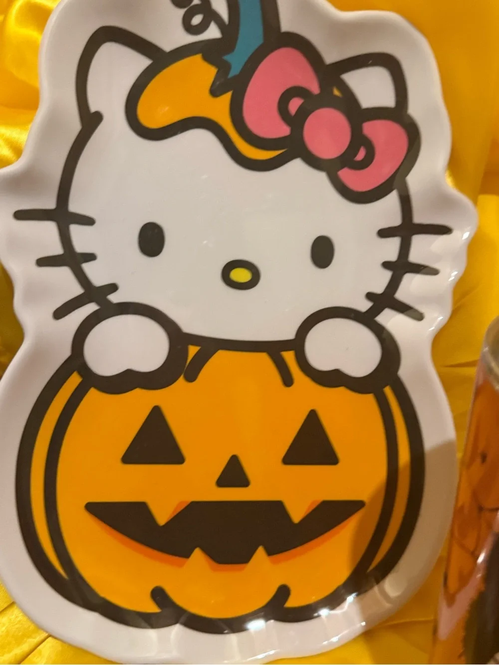 5 piece Bundle-Hello Kitty Halloween-Notebook-Plate-Bowl-Diffuser-plates NEW!